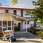 Golfpark Strelasund Hotel 3*