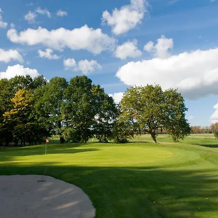 Golfpark Strelasund 酒店 Süderholz