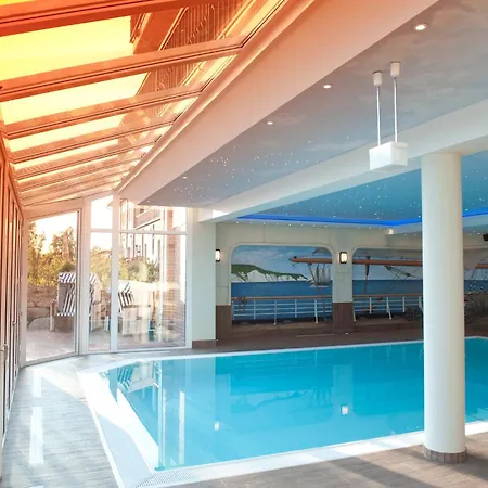 Hotel Golfpark Strelasund 3*