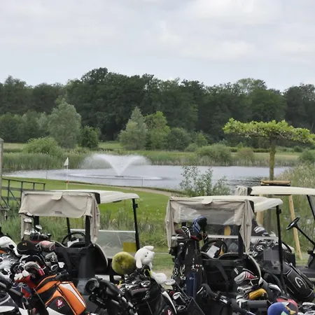 Golfpark Strelasund Hotell Süderholz