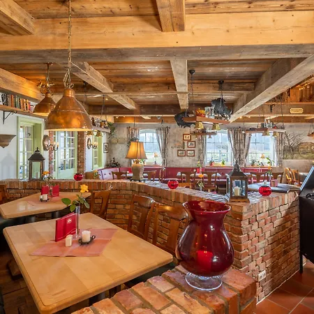 Golfpark Strelasund 酒店 Süderholz