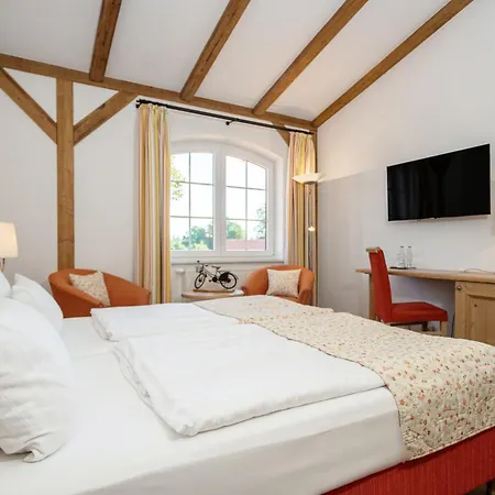 酒店 Golfpark Strelasund