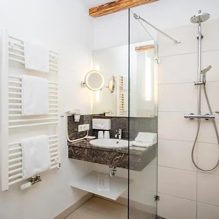 酒店 Golfpark Strelasund 3*