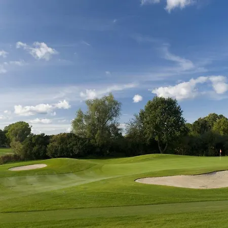 Hotel Golfpark Strelasund 3*