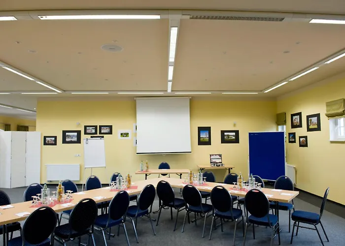 Отель Golfpark Strelasund Suederholz