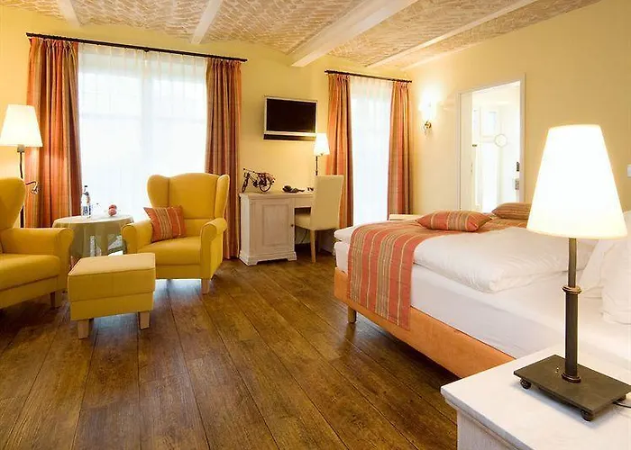 Golfpark Strelasund Отель Suederholz